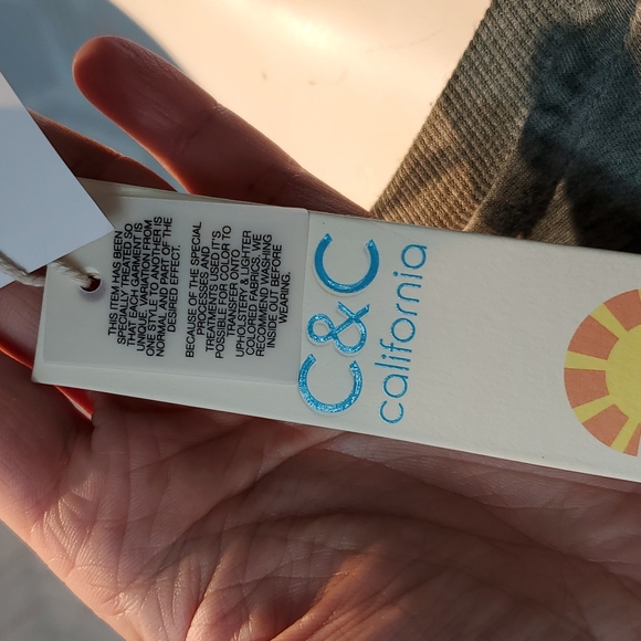 NWT C&C California Moss Green Long Sleeve Shirt Size Medium - Picture 6 of 9